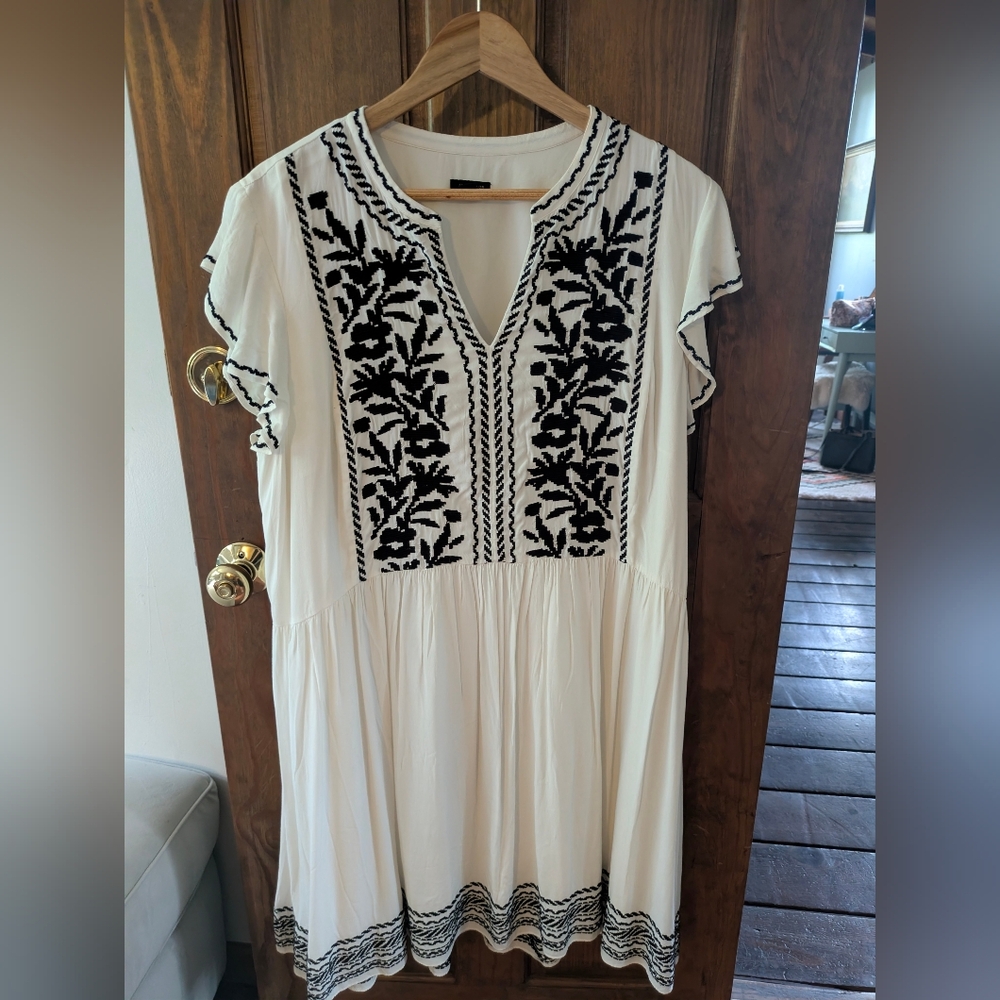 Ann Taylor Ivory Dress with Black Embroidery